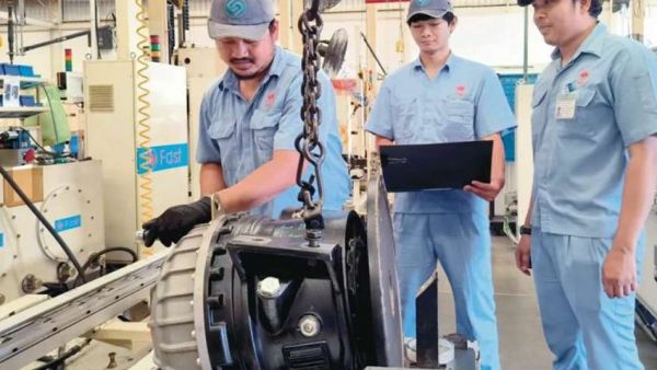 法士特海外工厂逆势突破开新局