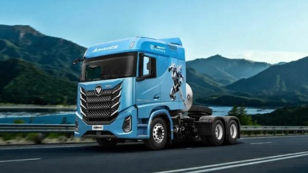 福田欧曼银河5 580马力自动挡燃气车全新上市,重塑普货运输效能新标杆