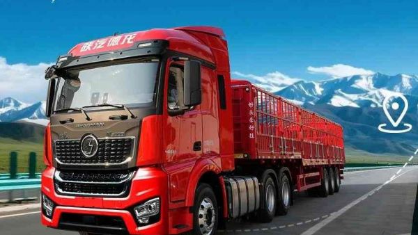 【产品引领】舒享每一程，劲省每公里！陕汽德龙M5000柴油牵引车一路舒适，劲擎驰骋！