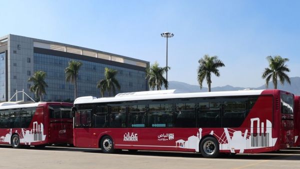 金时金事 | 金龙扬帆再出海，12米BRT公交驶向约旦
