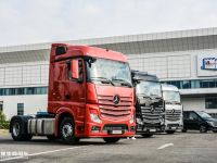 国产卡车模仿进口卡车,为啥总是差了大半截?奔驰新Actros告诉您