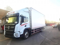 搭载全球首款eCVT混动系统的东风华神HV5，在世界屋脊表现惊艳