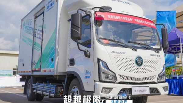 商用车品鉴师黄柏裕：“欧马可智蓝ES1新智版超越我的预期”