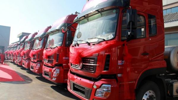 气价暴涨，天然气重卡到底值得买吗？看看这些用户怎么说