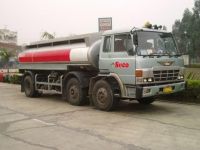 又一台  20多年的日野GN右舵油罐卡车仍在服役