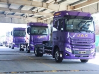 管家服务·全程守护 江淮重卡双十一服务保障大行动