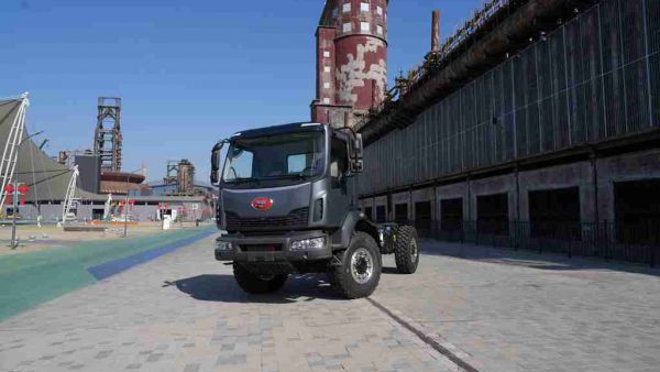 极野四驱MH硬派越野车：全地形征服王者发布