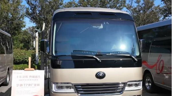 不止于颜值！宇通T7十周年典藏版新品发布