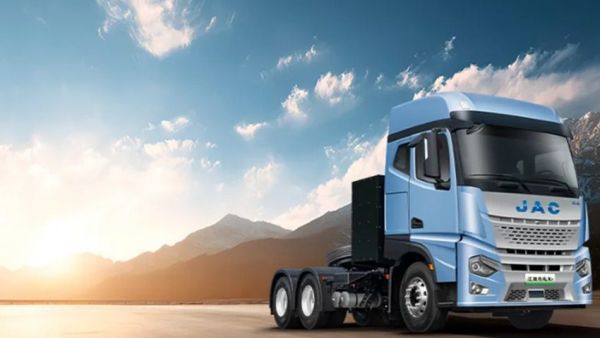 纵横“砂”场？还得是江淮跨越X7！