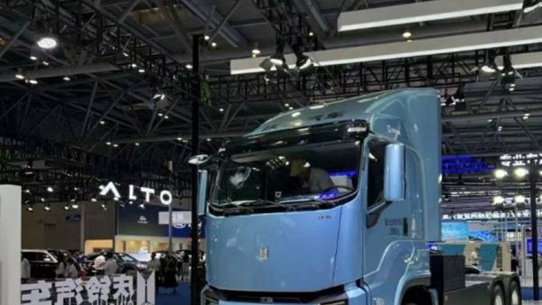 创富优选丨“A2狠人”新座驾，庆铃铃界超充重卡破局出征