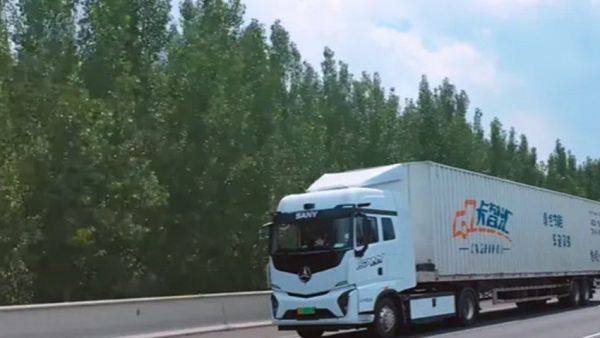 三一SE636再交付：1200km干线运营，电动重卡“真香”！