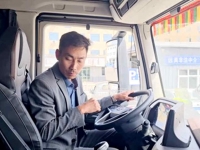<strong>22</strong><strong>年驾龄红岩老司机:一如既往的选择,红岩车是目前市场性价比最高的!</strong>