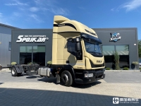 改装车顶睡眠舱，中卡秒变豪华房！看波兰人的杰作：改装依维柯Eurocargo