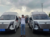 信赖是实力的外在,东风轻型车400万荣耀感恩每一位客户