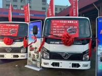 走近客户,走进客户,东风小卡实力演绎“向客户而生”