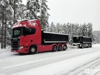 加长驾驶室现身，多种独特配置抢眼，斯堪尼亚冬季体验日都有什么有趣车型？