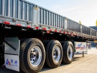 13米侧翻半挂自重进入“4”时代，华兴第七代侧翻新品四大亮点升级