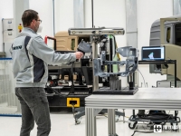 单次加氢续航超千公里,高安全性低成本,戴姆勒&林德过冷液氢重卡技术了解一下