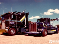 改装1200匹V12肯沃斯，曾打破世界最快卡车记录，回顾传奇卡车人Tyrone Malone的故事