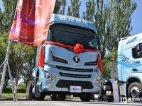 不止是全球最大马力,陕汽最新上市的560马力德龙X6000天然气重卡实拍