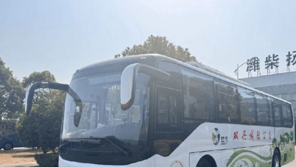 【亚星X11E再启新程！吉哈城际公交正式上线】