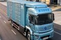 德龙H6000E 4×2快递快运新能源载货车，潮感外观搭配宽适大座舱，刷新城配快运驾乘体验！