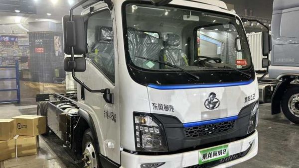 580km高续航 百公里气耗≤6.67kg，乘龙翼威2 CNG增程轻卡来袭！