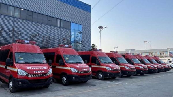 依维柯欧胜森林消防车：奔赴“战场”的移动堡垒