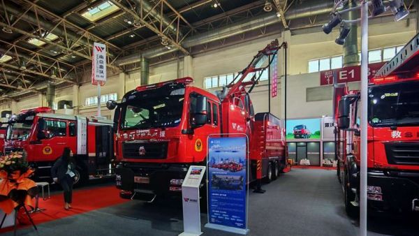 中国重汽以“霸屏”实力，登陆第二十一届中国国际消防展！