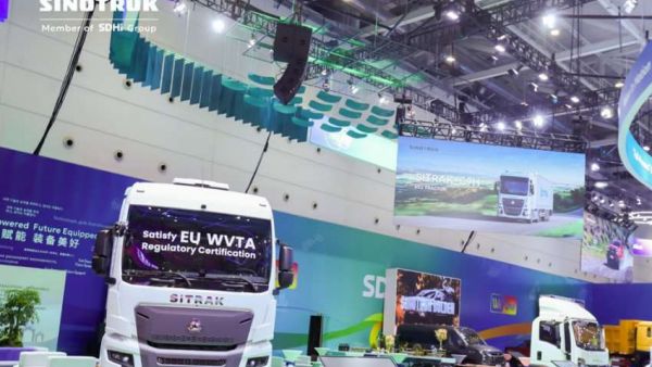 从造好车到解难题:中国重汽深入“端到端”运输,重塑效率与价值连接