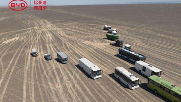 地表81.7℃高温！比亚迪全新客车勇闯吐鲁番完成极限测试