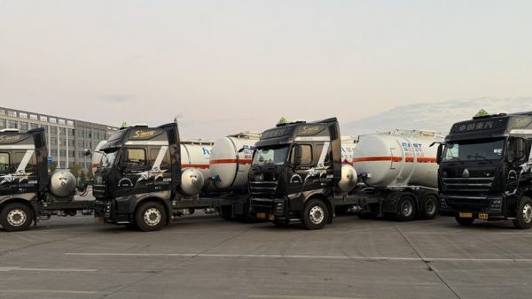 傅师傅的首选推荐——豪沃TH7燃气车节气更靠谱,这台车“闭眼入”!