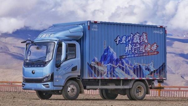 纯电轻卡首登珠峰大本营！宇通极限运营挑战开局即“王炸”