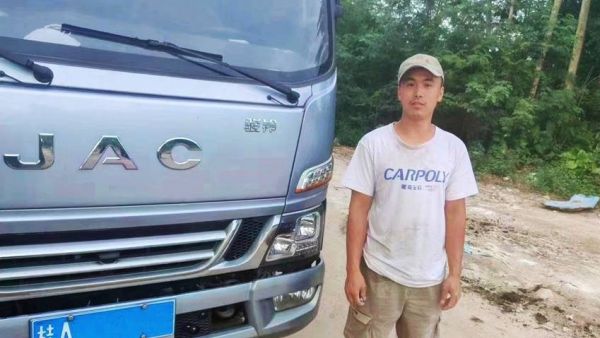 不想打工了怎么办？广西北海刘老板选择江淮1卡骏铃，生活大变样