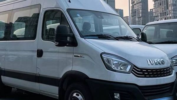 10万级商用车选啥？超市老板娘亲测欧胜的“钞能力”