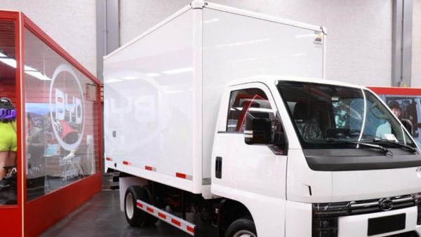 比亚迪全新纯电轿卡及厢式货车亮相拉美最大商用车展