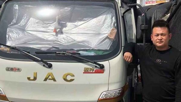 花牛苹果“老炮儿”王老板，携手江淮1卡骏铃映红致富路