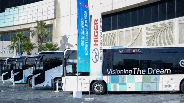 苏州金龙新V系客车迪拜上市：引领阿联酋公共出行新风尚