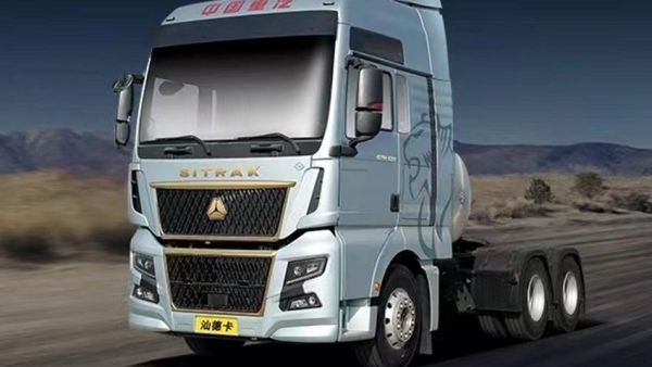 利剑出鞘!中国重汽汕德卡燃气车助力青藏线运输再启新程