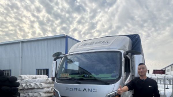 阮师傅与时代领航大G-F28T气体机的半月万公里运输路