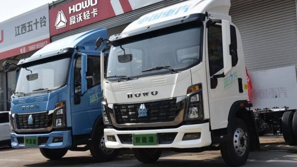 蓝立方 100 度与 132 度双版本：精准破局城配与城际运输难题