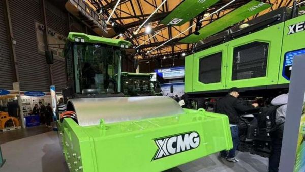 发力工程机械，注入绿色动能——bauma CHINA 2024上海宝马展上的微宏“芯”能量