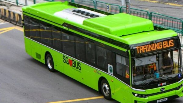 比亚迪成功中标新加坡首个L4级智驾巴士试点项目