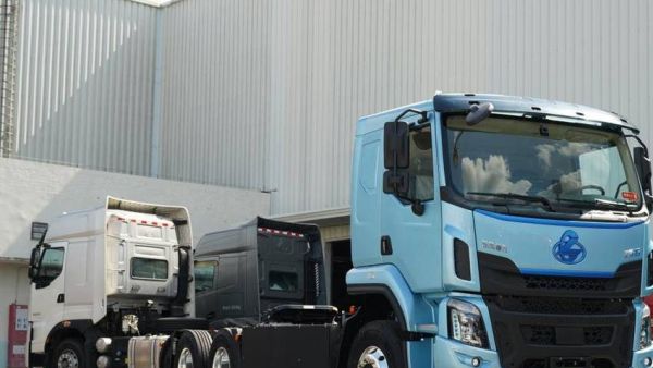 每年多赚7万，乘龙H5超轻版纯电牵引打造高效运营新标杆