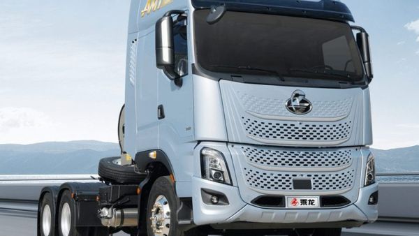 大客户送锦旗,乘龙H7 Pro创赢版燃气重卡备受认可