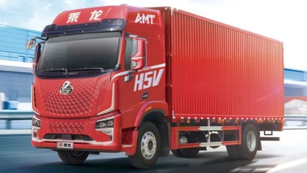 轻量低耗 多拉快跑，乘龙大单桥载货车助力快递企业腾飞！