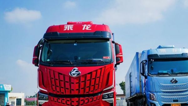 乘龙万里长测展实力，西安乘龙之夜燃动西北创富热潮