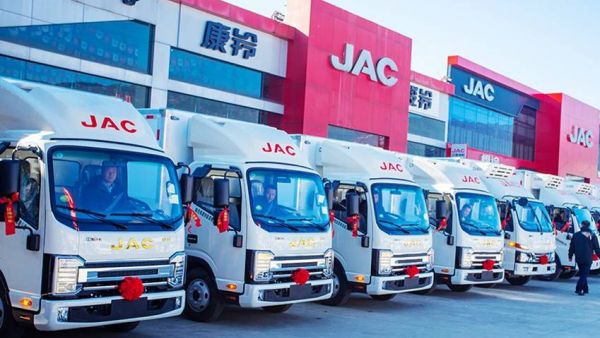 江淮1卡交车频频 启新2025创富征途