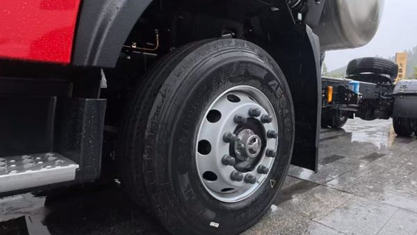 东风商用车携手行业伙伴共探智慧运输，康迈参与交流分享