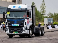 乘龙H5电动牵引闪耀“暖城杯”挑战赛，斩获双料大奖